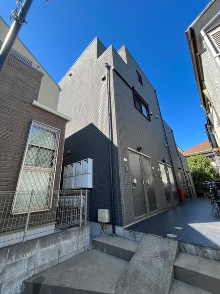 ＳＯＵＴＨ　ＳＥＣＯＮＤ外観写真