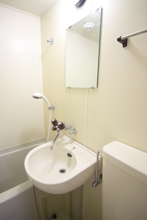 物件内観写真11　(洗面)
