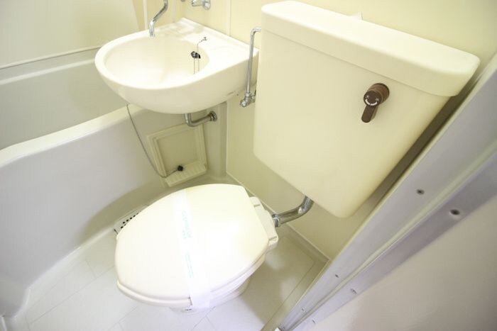 物件内観写真12　(トイレ)