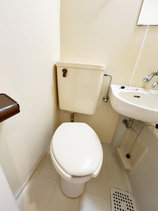 物件内観写真13　(トイレ)