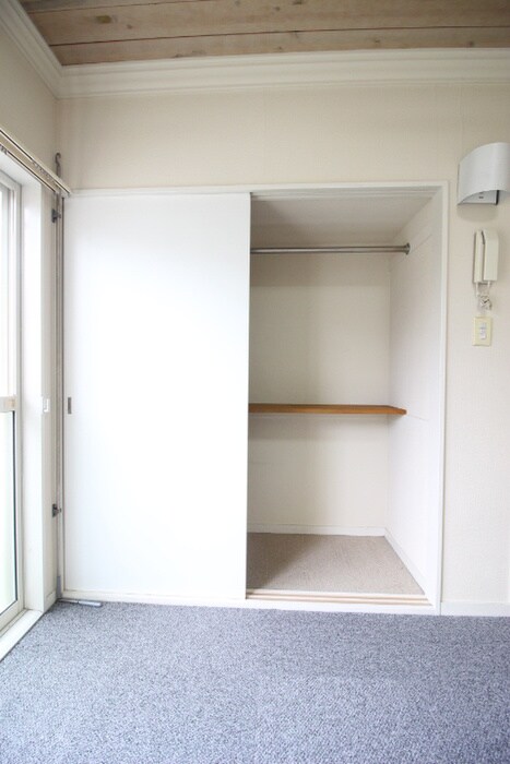 物件内観写真15　(収納)