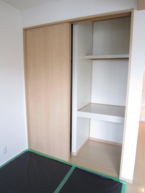 物件内観写真15　(収納)