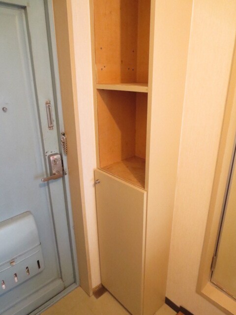 物件内観写真15　(靴箱)