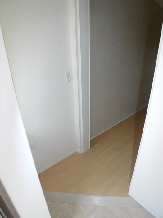 物件内観写真20　(廊下)