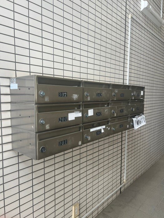 物件外観写真4　(建物設備)