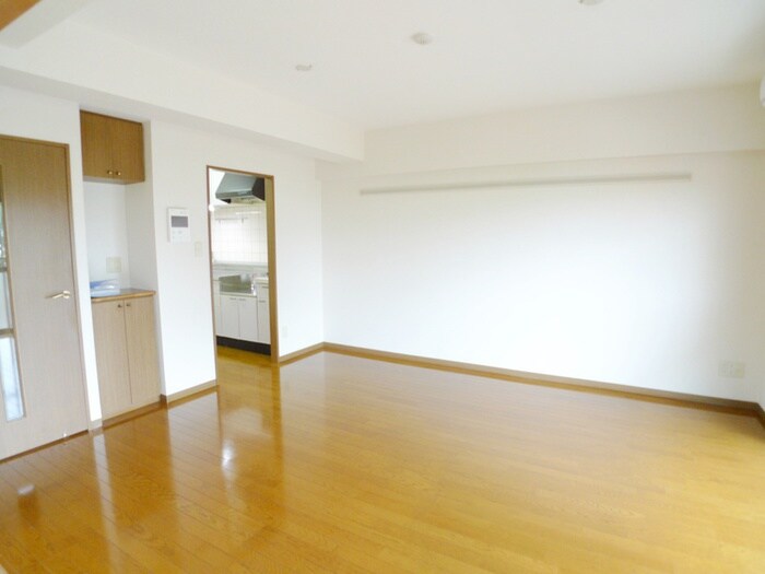 物件内観写真9　(室内からの展望)