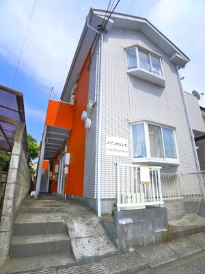 メゾンセルシオ若松外観写真