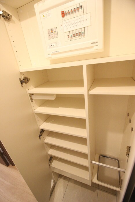 物件内観写真19　(靴箱)