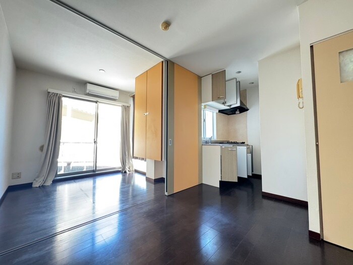 物件内観写真9　(居室)