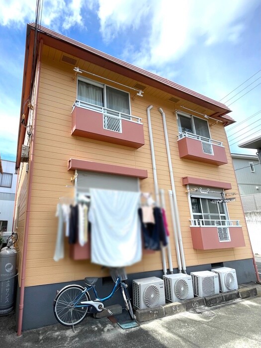 物件外観写真5　(駐車場)