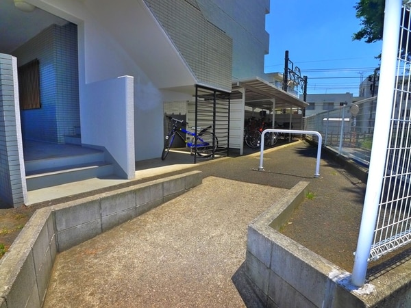 駐輪場