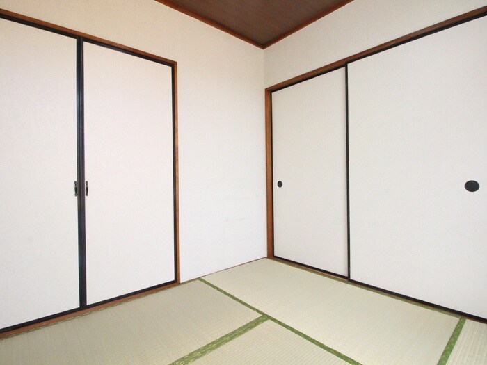 物件内観写真13　(居室)