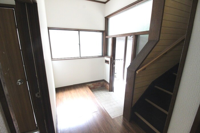 物件内観写真20　(玄関)