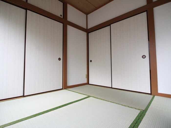 物件内観写真18　(居室)