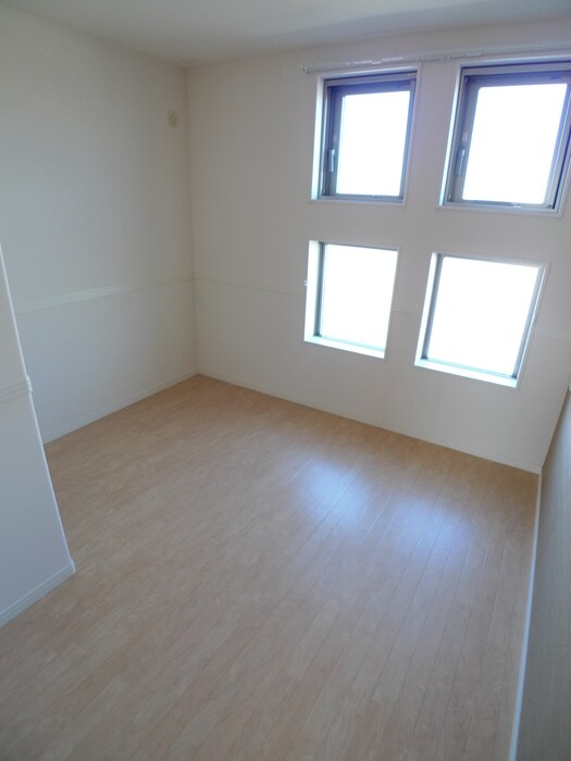 物件内観写真9　(居室)