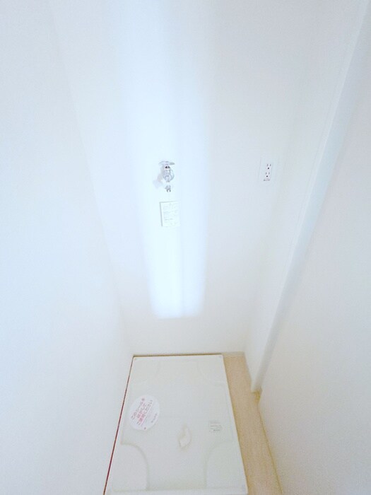 物件内観写真19　(洗濯機置場)