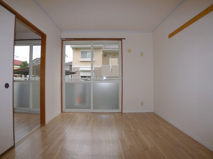 物件内観写真5　(居室)