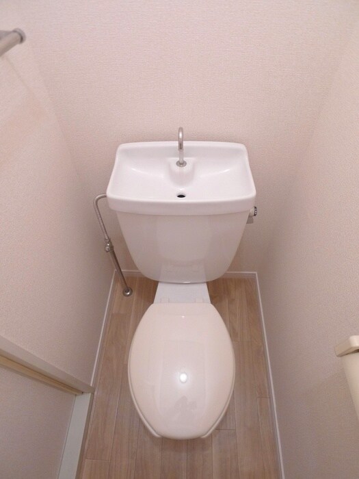 物件内観写真13　(トイレ)