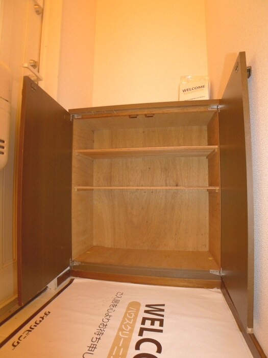 物件内観写真17　(靴箱)