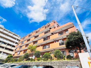 ロイヤルコ－ト東戸塚外観写真