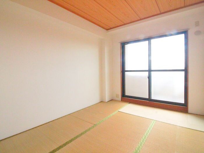 物件内観写真6　(居室)