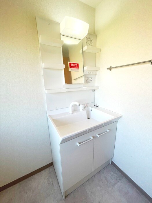 物件内観写真12　(洗面)