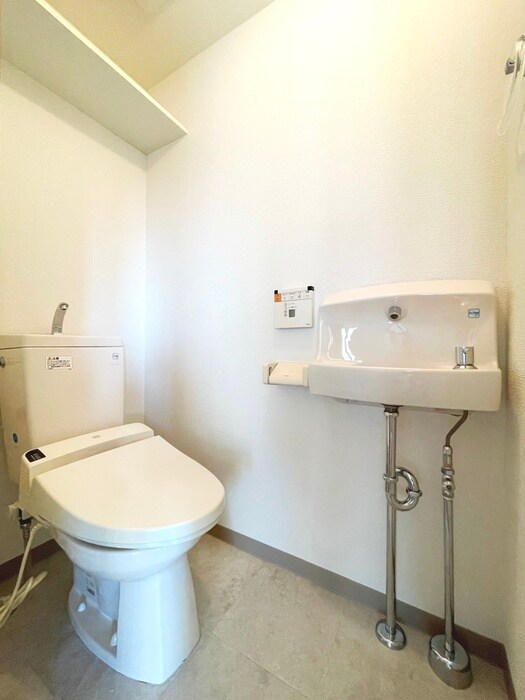 物件内観写真13　(トイレ)