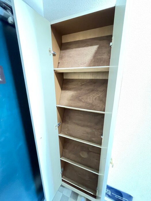 物件内観写真18　(靴箱)