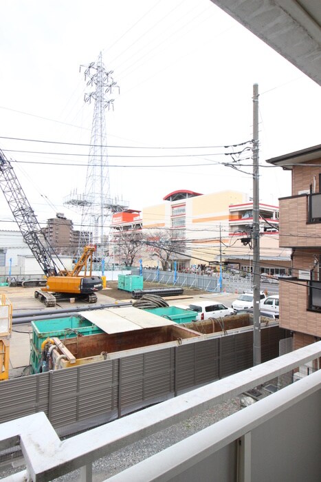 物件内観写真18　(室内からの展望)