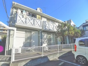 フローラ松戸外観写真