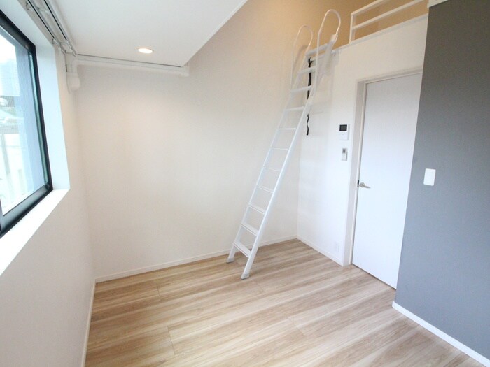 物件内観写真8　(居室)