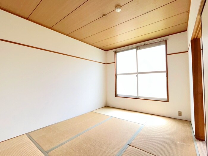 物件内観写真9　(居室)