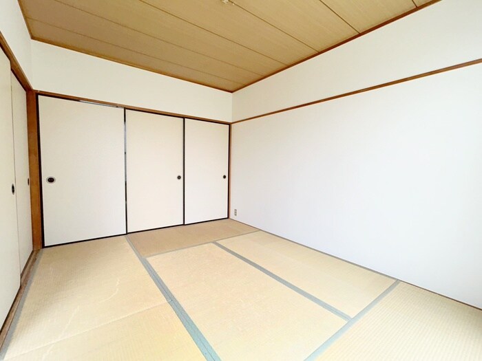 物件内観写真10　(居室)