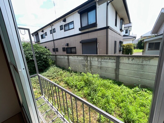 物件内観写真20　(室内からの展望)