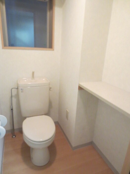 物件内観写真13　(トイレ)