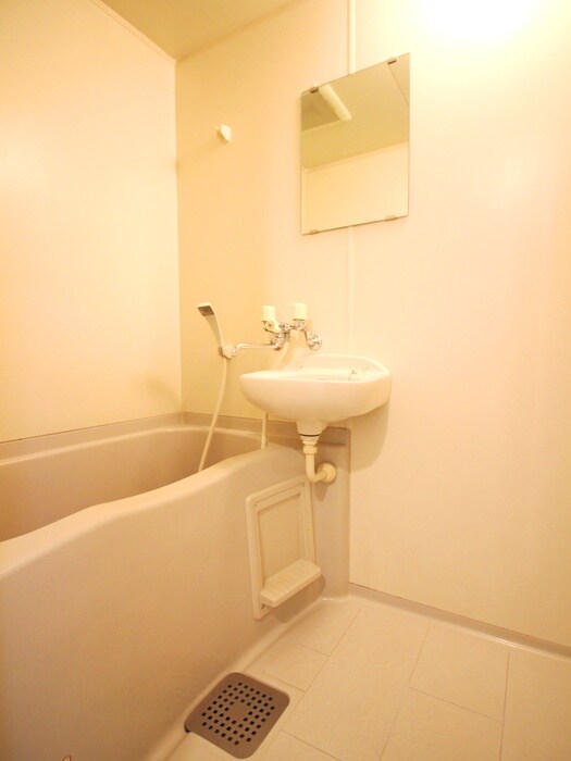 物件内観写真13　(バス／シャワールーム等)