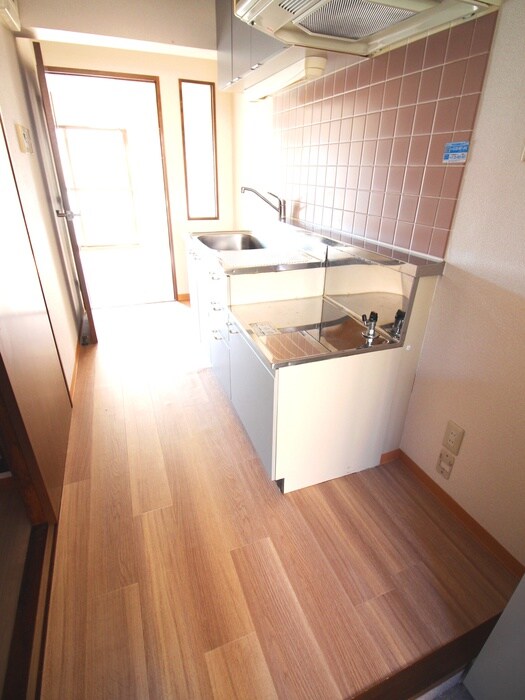 物件内観写真20　(廊下)