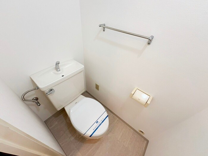 物件内観写真13　(トイレ)