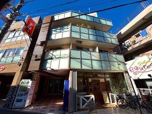 I・Sビル外観写真