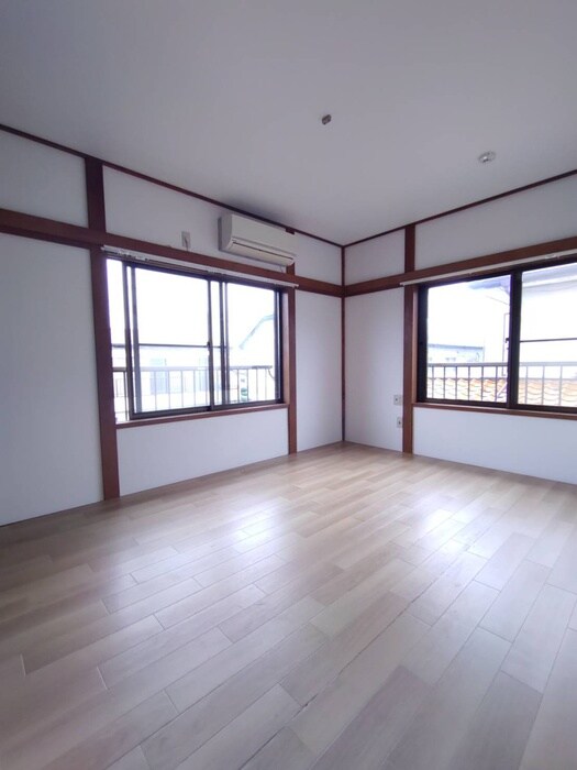 物件内観写真9　(居室)