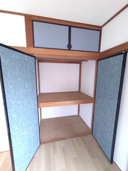 物件内観写真10　(収納)
