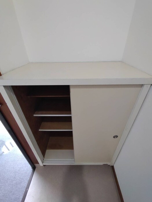 物件内観写真16　(靴箱)