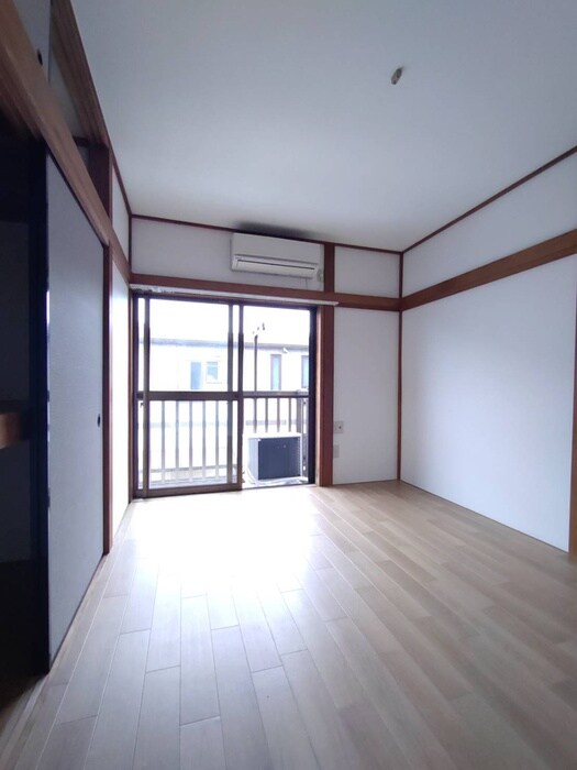 物件内観写真19　(居室)