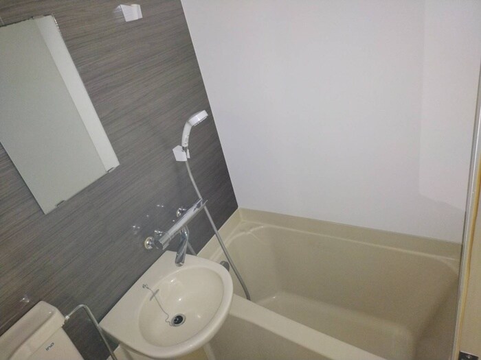 物件内観写真12　(バス／シャワールーム等)