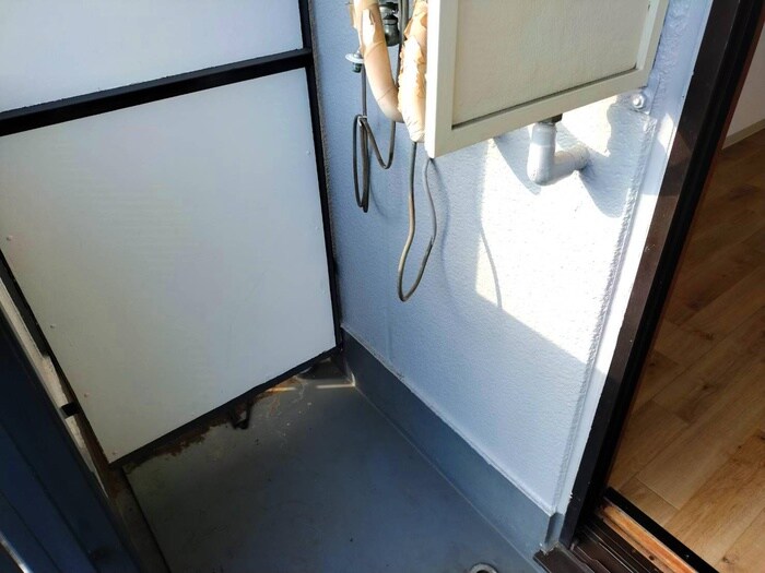 物件内観写真13　(洗濯機置場)