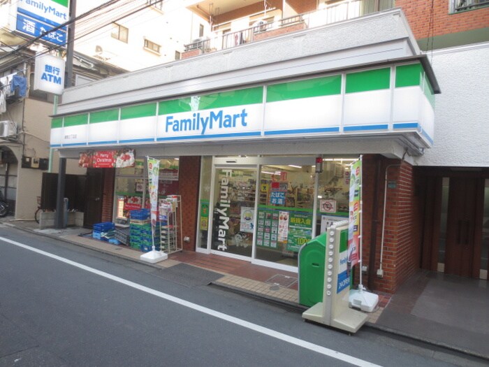 ファミリーマート巣鴨３丁目店