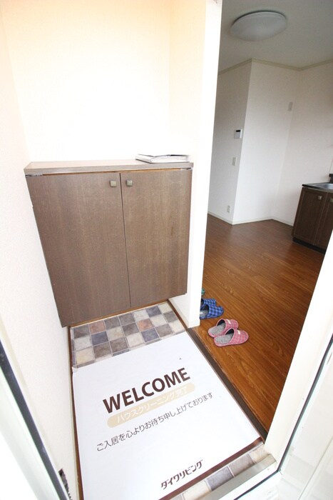 物件内観写真16　(靴箱)