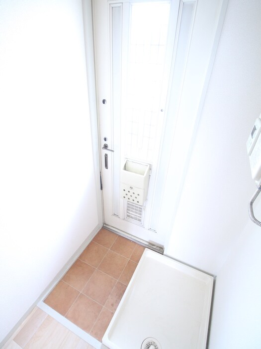 物件内観写真19　(玄関)