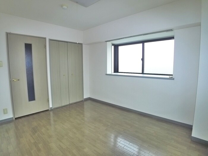 物件内観写真11　(居室)