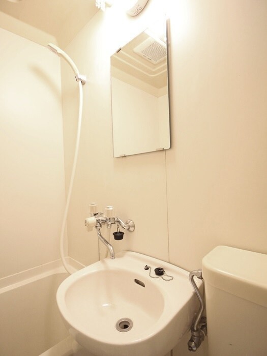 物件内観写真11　(洗面)